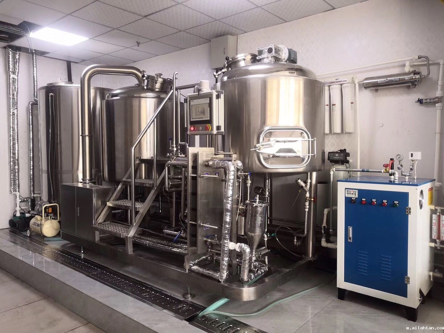 全自动啤酒设备 全自动啤酒设备